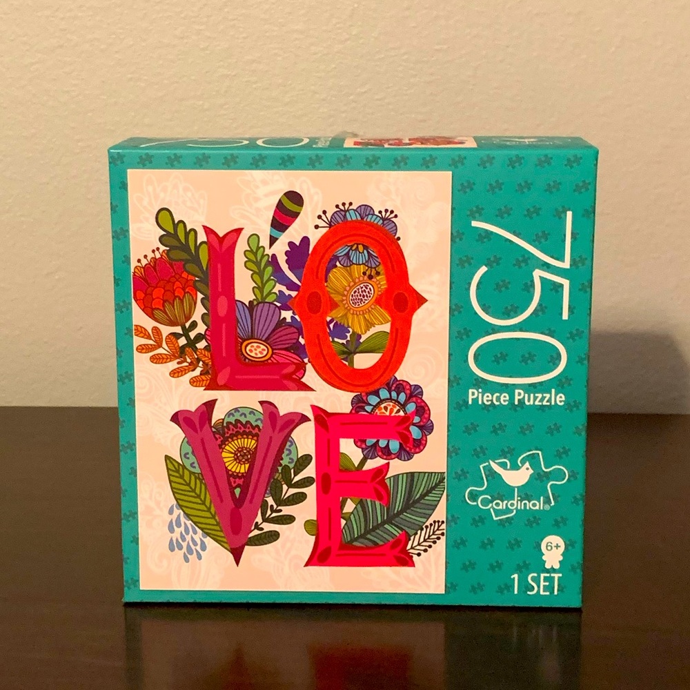 Puzzle. 750 pieces